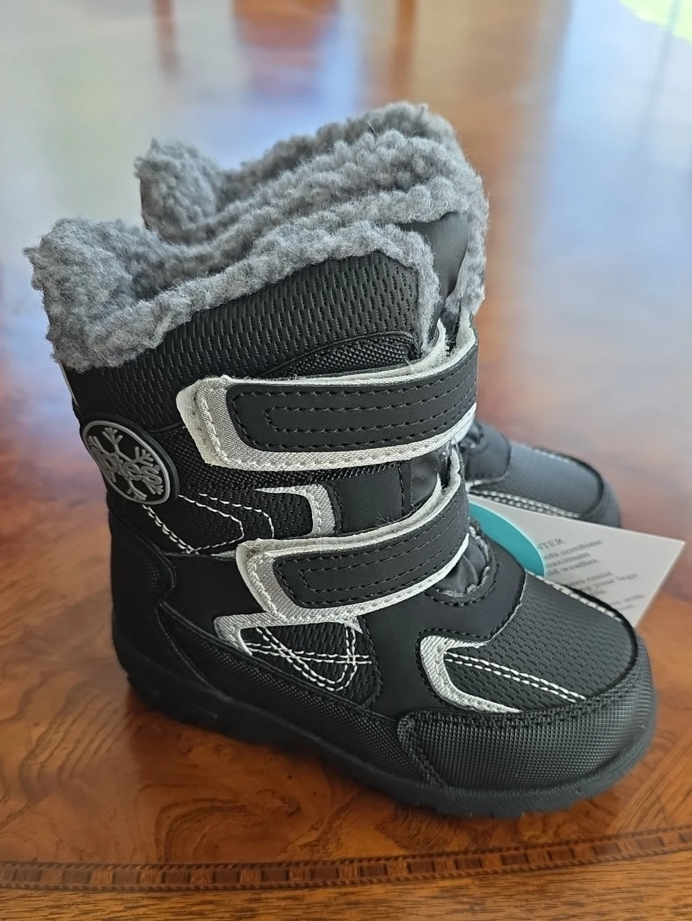 Totes Kids Toddler Boys Tayton Waterproof Insulated Flat Heel Winter Boots Sz 8T